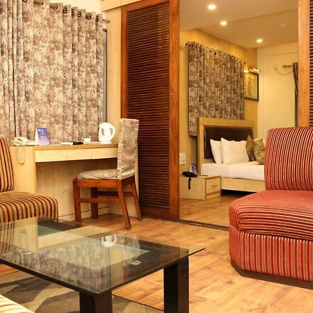 The Pearl Hotel Καλκούτα Εξωτερικό φωτογραφία