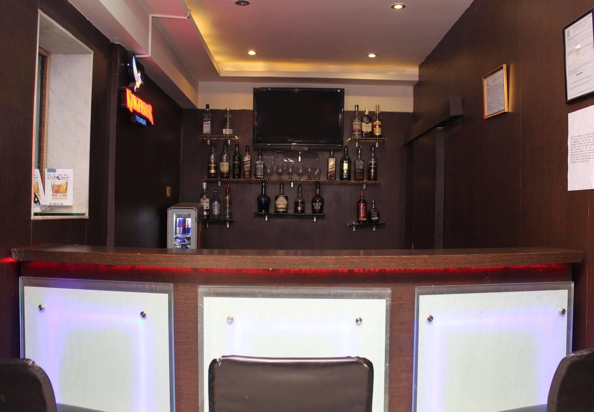 The Pearl Hotel Καλκούτα Εξωτερικό φωτογραφία