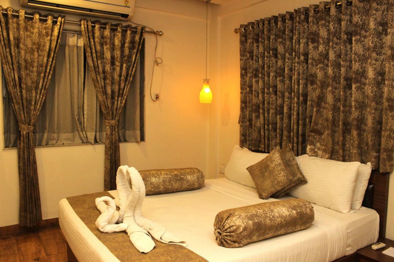 The Pearl Hotel Καλκούτα Εξωτερικό φωτογραφία